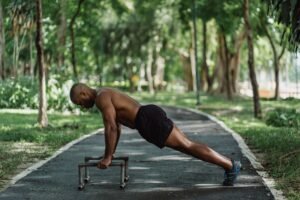 Read more about the article Calisthenics Equipment for Beginners: What You Actually Need